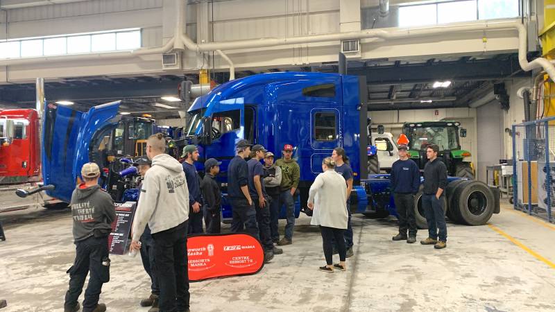 Dîner Hot Dog - Centre de formation professionnelle Paul-Gérin-Lajoie