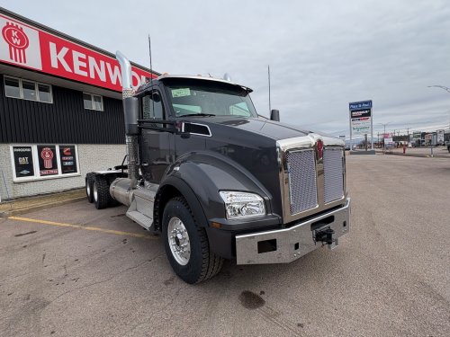 KENWORTH T880 2025