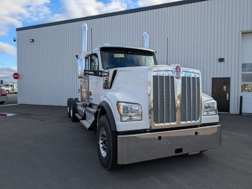 KENWORTH W990 2025