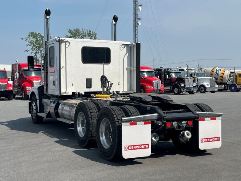 Derrière angle gauche